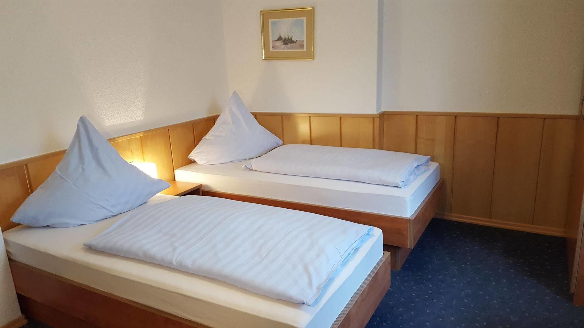 Waldhotel Zur Holzmuhle Eldagsen Экстерьер фото